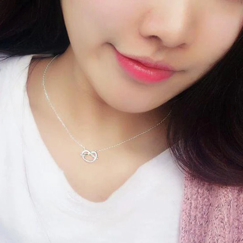 XIYANIKE S925 Sterling Silver Love Heart Cross Short Chain Bow-knot Necklace Simple Fashion Engagement Jewelry For women VNS8459
XIYANIKE S925 Sterling Silver Love Heart Cross Short Chain Bow-knot Necklace Simple Fashion Engagement Jewelry For women VNS8459