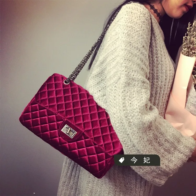 Winter fashion new handbags High quality velvet small square bag Large capacity Lingge leisure wild shoulder Messenger bag
Winter fashion new handbags High quality velvet small square bag Large capacity Lingge leisure wild shoulder Messenger bag