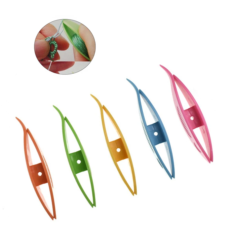 2Pcs Plastic Tatting Shuttle For Lace DIY Hand Lacemaking Craft Tool Lace Making Set Sewing Accessories - Random Color 
2Pcs Plastic Tatting Shuttle For Lace DIY Hand Lacemaking Craft Tool Lace Making Set Sewing Accessories - Random Color