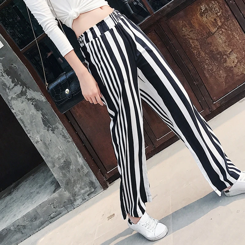 Spring Summer Chiffon Pants Women Black White Striped Wide Leg Pant High Waist Long Trouser Spring Female Fashion OL Clothes
Spring Summer Chiffon Pants Women Black White Striped Wide Leg Pant High Waist Long Trouser Spring Female Fashion OL Clothes