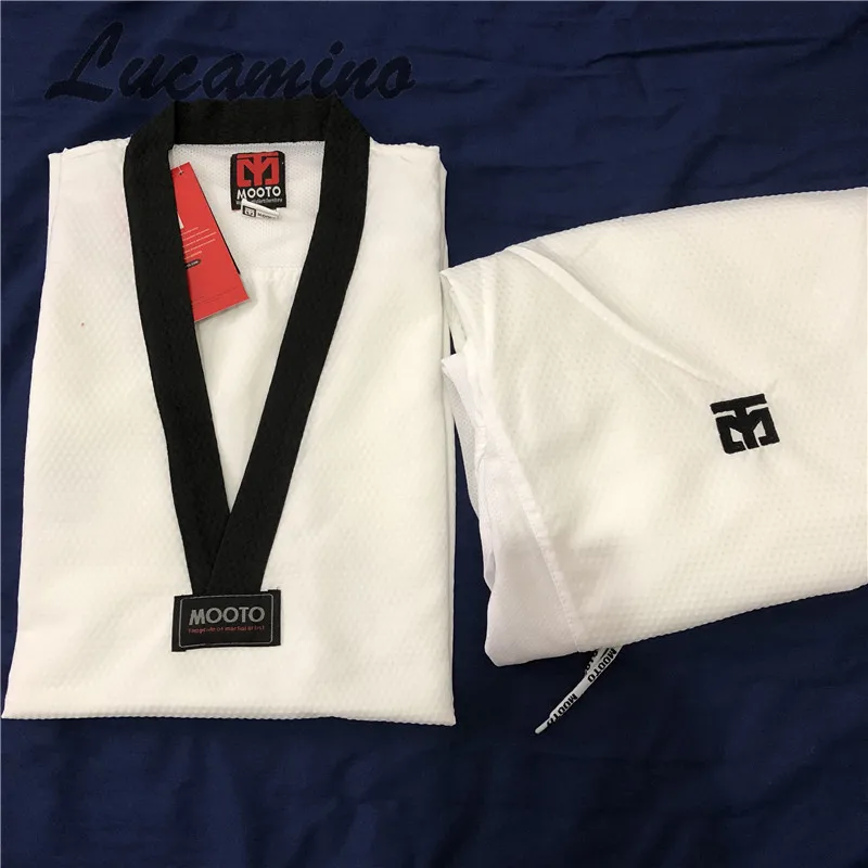 super light Taekwondo Dobok Mooto Taekwondo Instructor Wearing High Speed Dry Ultra Light Training Uniform breathable uniforms
super light Taekwondo Dobok Mooto Taekwondo Instructor Wearing High Speed Dry Ultra Light Training Uniform breathable uniforms