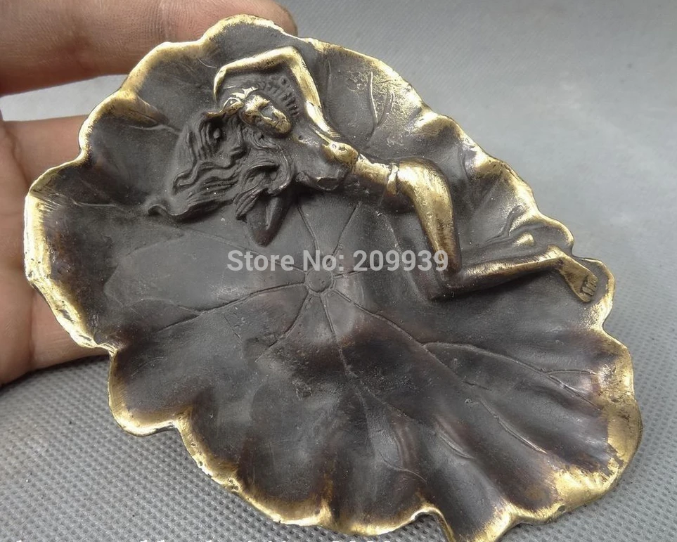 huij 005598 Lucky Chinese Pure Bronze Art Nude Woman Beauty Belle Statue On Leaf Ashtra (A0314)
huij 005598 Lucky Chinese Pure Bronze Art Nude Woman Beauty Belle Statue On Leaf Ashtra (A0314)