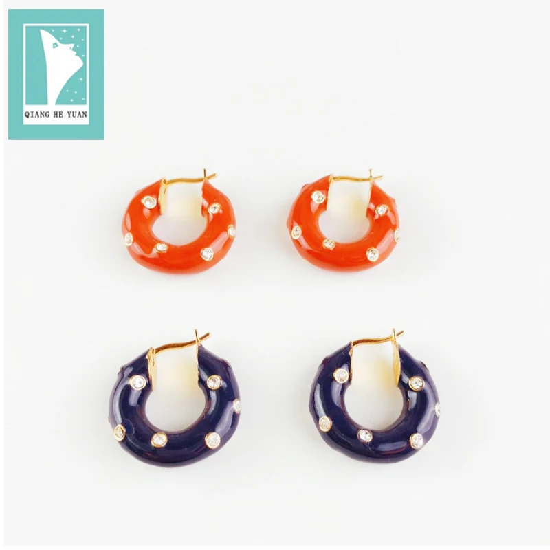 Luxury Rhinestone Inlay big Hook Ear Studs midnight glaze enamel retro temperament earrings kolczyki kupe
Luxury Rhinestone Inlay big Hook Ear Studs midnight glaze enamel retro temperament earrings kolczyki kupe
