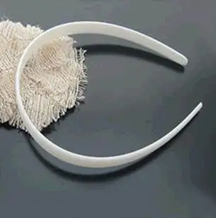 DIY 15mm plastic narrow width headband white hair accessory cheap 10pcs per pack wholesale free shipping
DIY 15mm plastic narrow width headband white hair accessory cheap 10pcs per pack wholesale free shipping