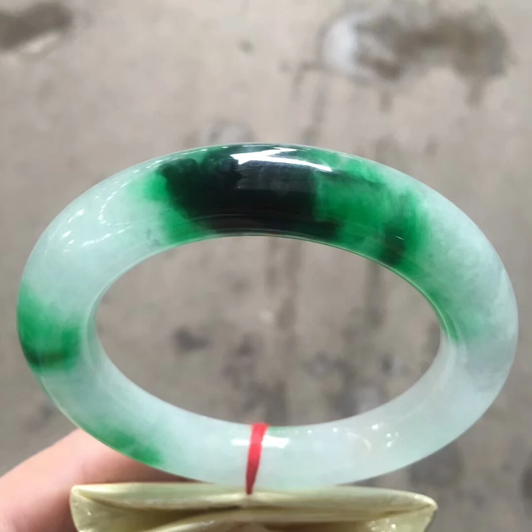 Only One !58.4MM Certified (Grade A)100% Natural Green Jadeite JADE Bracelet Women Bangle
Only One !58.4MM Certified (Grade A)100% Natural Green Jadeite JADE Bracelet Women Bangle