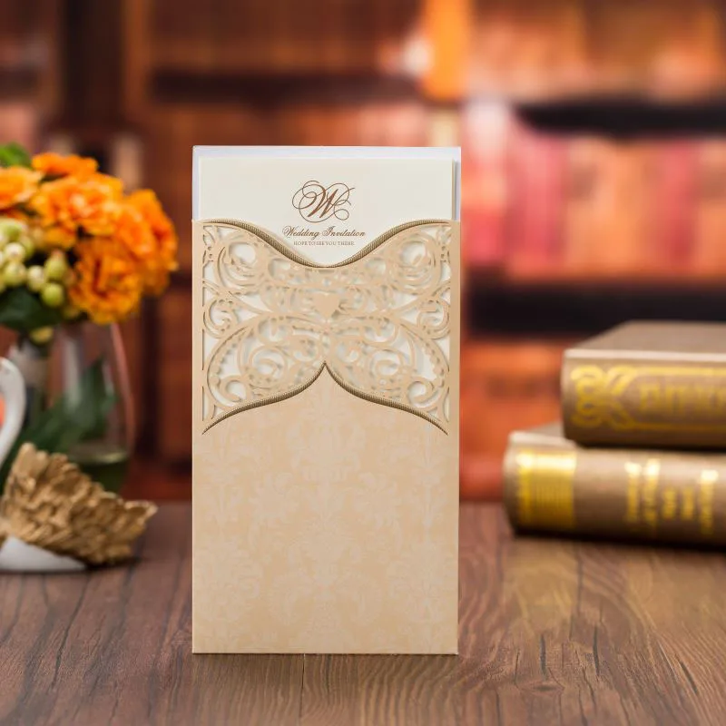 1pcs Sample Gold Laser Cut Wedding Invitations Card Lace Flower Greeting Card Customize Envelopes Wedding Party Favor Decoration
1pcs Sample Gold Laser Cut Wedding Invitations Card Lace Flower Greeting Card Customize Envelopes Wedding Party Favor Decoration