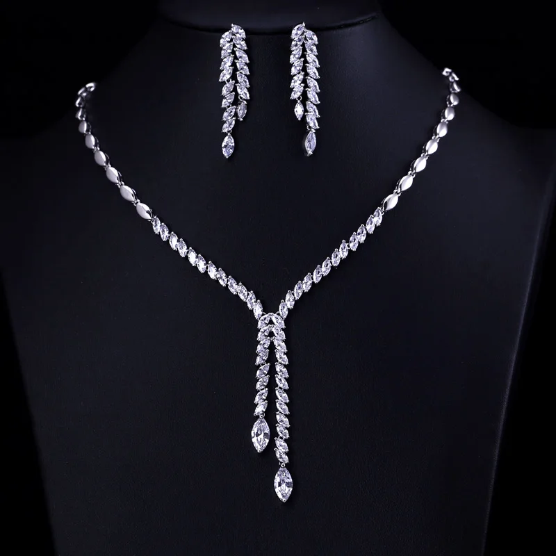 Accking TOP QUALITY BRILLIANT CRYSTAL ZIRCON EARRINGS AND NECKLACE BRIDAL JEWELRY SET WEDDING DRESS ACCESSARIES
Accking TOP QUALITY BRILLIANT CRYSTAL ZIRCON EARRINGS AND NECKLACE BRIDAL JEWELRY SET WEDDING DRESS ACCESSARIES