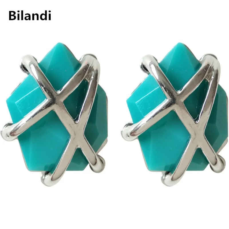 Character A - shaped polyresin earrings irregularly shaped earrings for women jewelry wholesale
Character A - shaped polyresin earrings irregularly shaped earrings for women jewelry wholesale