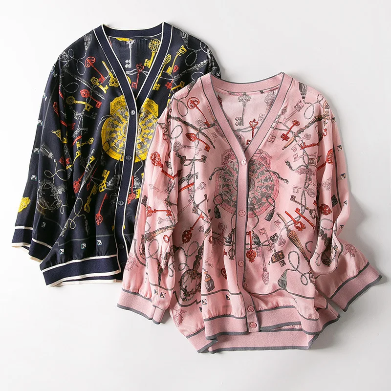 The new spring and summer 2019 women's clothing ornament v-neck printed silk air conditioning cardigan clothes
The new spring and summer 2019 women's clothing ornament v-neck printed silk air conditioning cardigan clothes