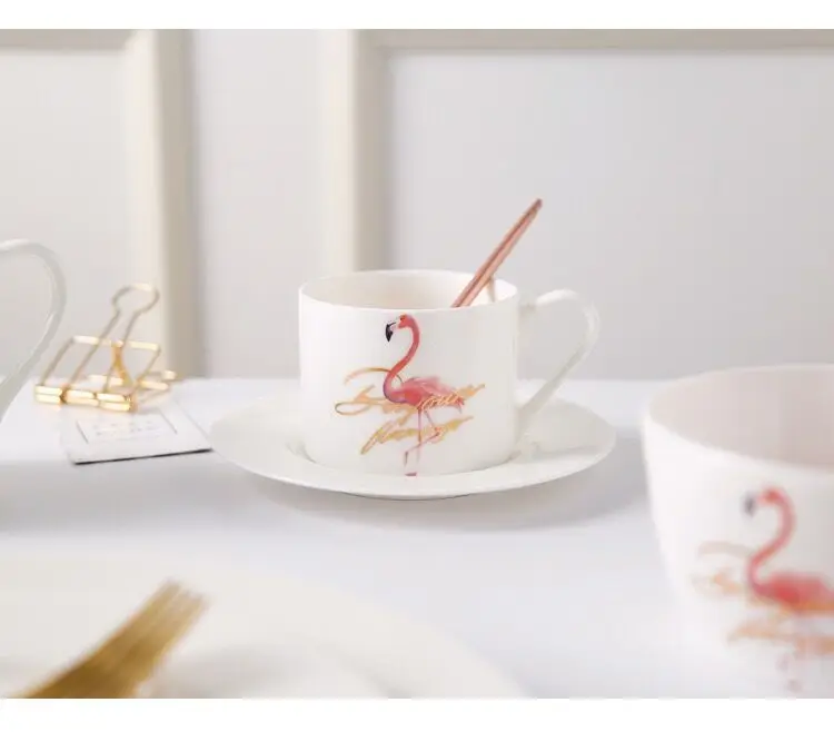 HOMIN Lovely Flamingo ceramic cup with Coaster Tea Cover coffee mug travel mug For Goddess woman girl tazas de ceramica crea
HOMIN Lovely Flamingo ceramic cup with Coaster Tea Cover coffee mug travel mug For Goddess woman girl tazas de ceramica crea