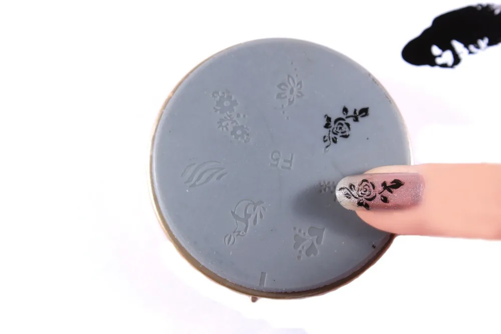 NEW! Series Golden F1-F15 Nail Art Image Plate Stamp 15PCS/LOT 4.2 Diameter Nail Image Stamp 15 Different Image Designs #X170 
NEW! Series Golden F1-F15 Nail Art Image Plate Stamp 15PCS/LOT 4.2 Diameter Nail Image Stamp 15 Different Image Designs #X170