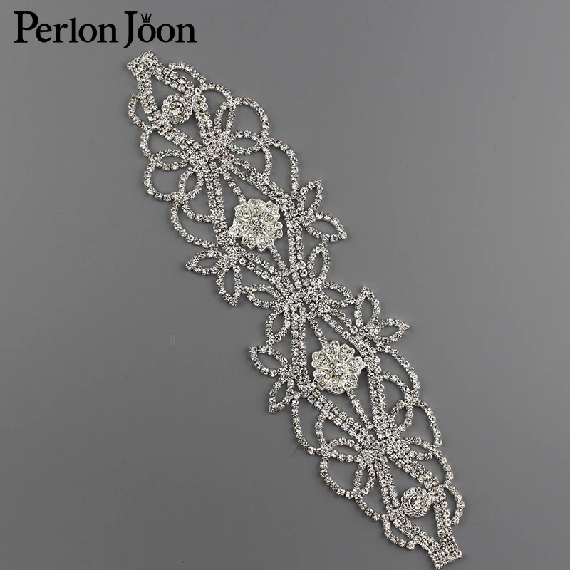 8.5*2.5 inch Flashing Long Flower Crystal Applique Rhinestone Patch Sew for Bridal Headdress Wedding Dress Accessories YH C003
8.5*2.5 inch Flashing Long Flower Crystal Applique Rhinestone Patch Sew for Bridal Headdress Wedding Dress Accessories YH C003