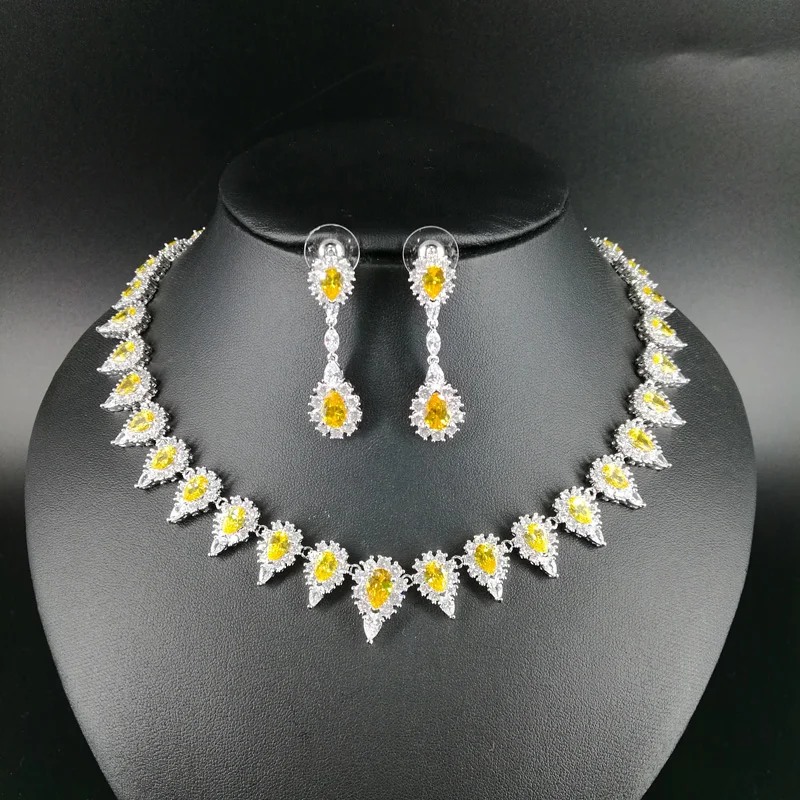 NEW FASHION retro yellow water drop zircon golden necklace earring wedding bride banquet dress formal jewelry set free shipping
NEW FASHION retro yellow water drop zircon golden necklace earring wedding bride banquet dress formal jewelry set free shipping