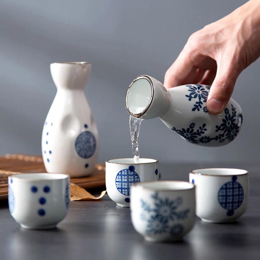 Japanese Ceramics Sake Pot Cups Set Vintage Spirits Hip Flasks Home Kitchen Bar Flagon Liquor Cup Bottle Drinkware Creative Gift
Japanese Ceramics Sake Pot Cups Set Vintage Spirits Hip Flasks Home Kitchen Bar Flagon Liquor Cup Bottle Drinkware Creative Gift
