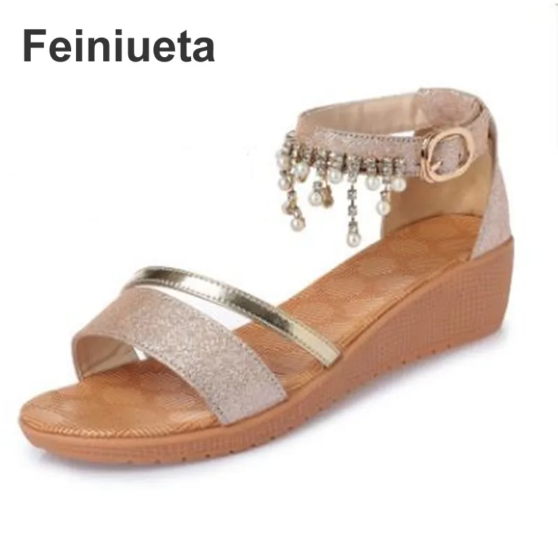 Feiniueta 2018 Summer new sandals Flat with Thick bottom plus size Europe and America Tide shoes Pearl Ms. Sandals Women