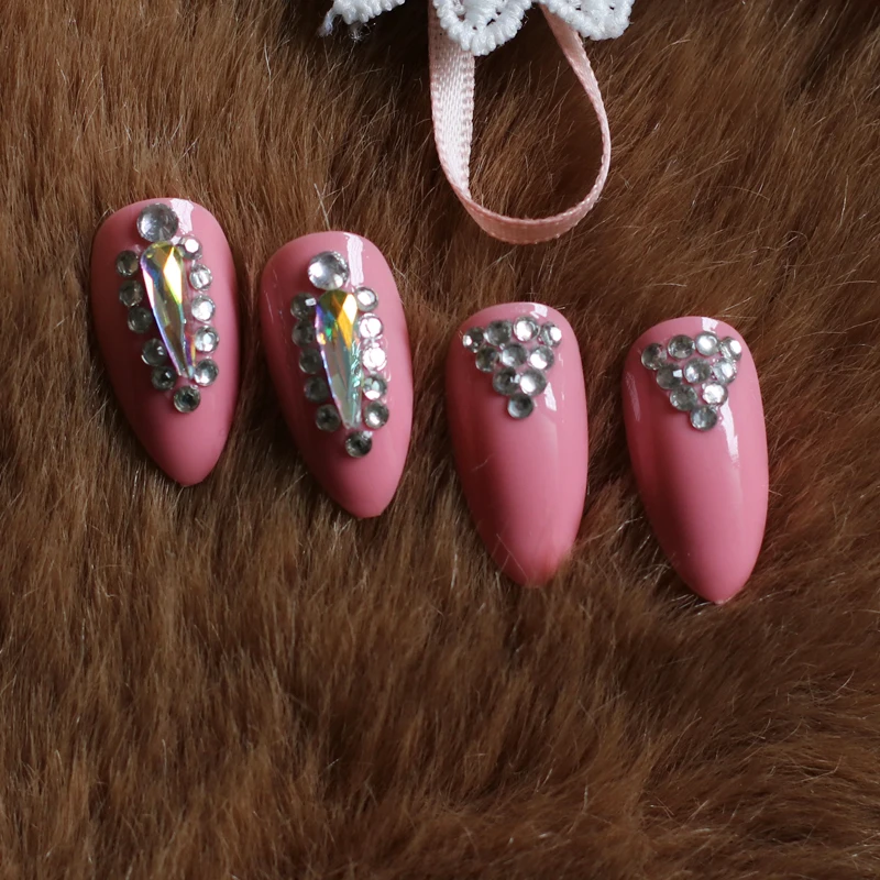 24pcs Fashion full diamond crystal diamond stiletto high candy color handmade fake nails Peach powder M003
24pcs Fashion full diamond crystal diamond stiletto high candy color handmade fake nails Peach powder M003