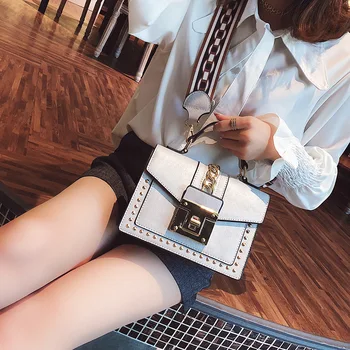 2018 New Fashion Ladies Handbags Wild Wide Shoulder Strap Shoulder Bag Diagonal Personality Retro Tide Bags
2018 New Fashion Ladies Handbags Wild Wide Shoulder Strap Shoulder Bag Diagonal Personality Retro Tide Bags