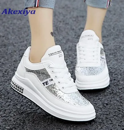 Akexiya flat shoes women 2019 The New Korean version Wild canvas shoes Increase within Women's sneakers running shoes woman
Akexiya flat shoes women 2019 The New Korean version Wild canvas shoes Increase within Women's sneakers running shoes woman