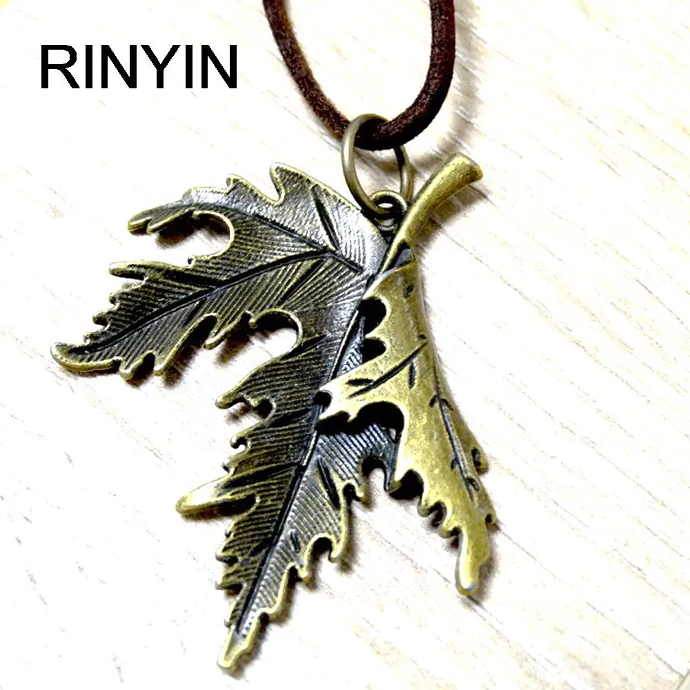 Velvet Necklace Leather Jewelry Punk Jewelry Vintage Necklace Hiphop Rock Style Canada Maple Leaves Pendant M0030
Velvet Necklace Leather Jewelry Punk Jewelry Vintage Necklace Hiphop Rock Style Canada Maple Leaves Pendant M0030