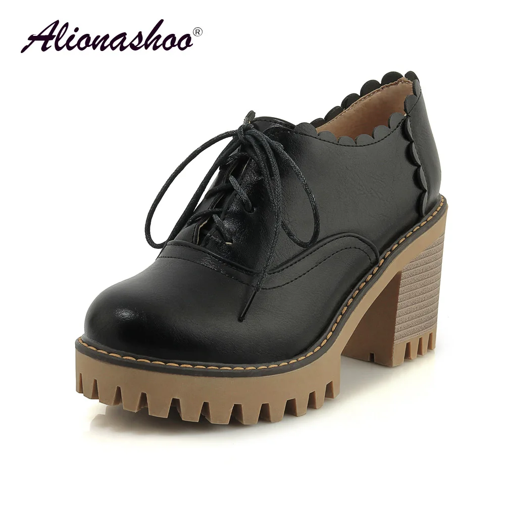 Women Brogues 2019 Spring/Autumn Large Size Gladiator Women Black PU Leather Round Toe Square Heel Pumps For Ladies Size 34-43
Women Brogues 2019 Spring/Autumn Large Size Gladiator Women Black PU Leather Round Toe Square Heel Pumps For Ladies Size 34-43