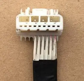 Car connector FOR new and old style tail light socket harness connector USED
Car connector FOR new and old style tail light socket harness connector USED