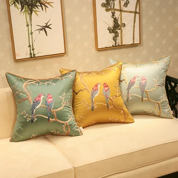 45x45/50x35cm Chinese traditional embroidered bird cushion cover decorative embroidery silk fabric pillow cover sofa pillowcase
45x45/50x35cm Chinese traditional embroidered bird cushion cover decorative embroidery silk fabric pillow cover sofa pillowcase