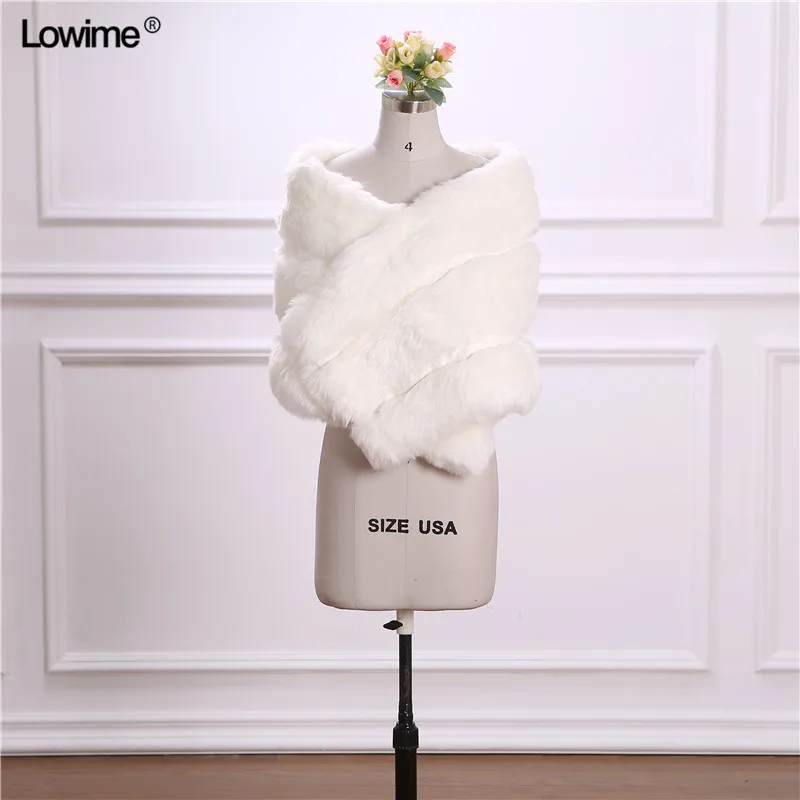2018 New Arrival Winter Bridal Jacket Warm Boleros Luxurious Wedding Bride Wraps Cape Wedding Jacket
2018 New Arrival Winter Bridal Jacket Warm Boleros Luxurious Wedding Bride Wraps Cape Wedding Jacket