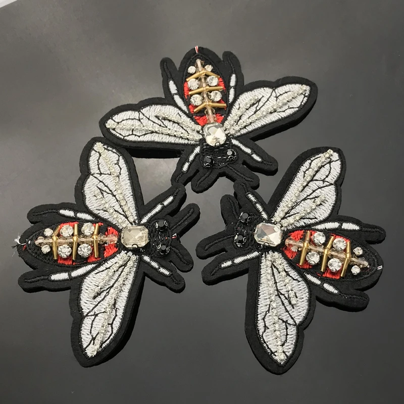 1 PCS Big Rhinestone Silver Bees Beaded Patch for Clothing Sewing Beading Applique Clothes Shoes Bags Decoration DIY
1 PCS Big Rhinestone Silver Bees Beaded Patch for Clothing Sewing Beading Applique Clothes Shoes Bags Decoration DIY
