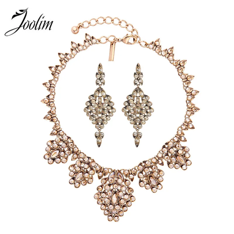 JOOLIM Jewelry Wholesale/ Fashion Luxurious Crystal Pave Bib Necklace Dangle Earring Jewelry Set Fashion Accessories
JOOLIM Jewelry Wholesale/ Fashion Luxurious Crystal Pave Bib Necklace Dangle Earring Jewelry Set Fashion Accessories