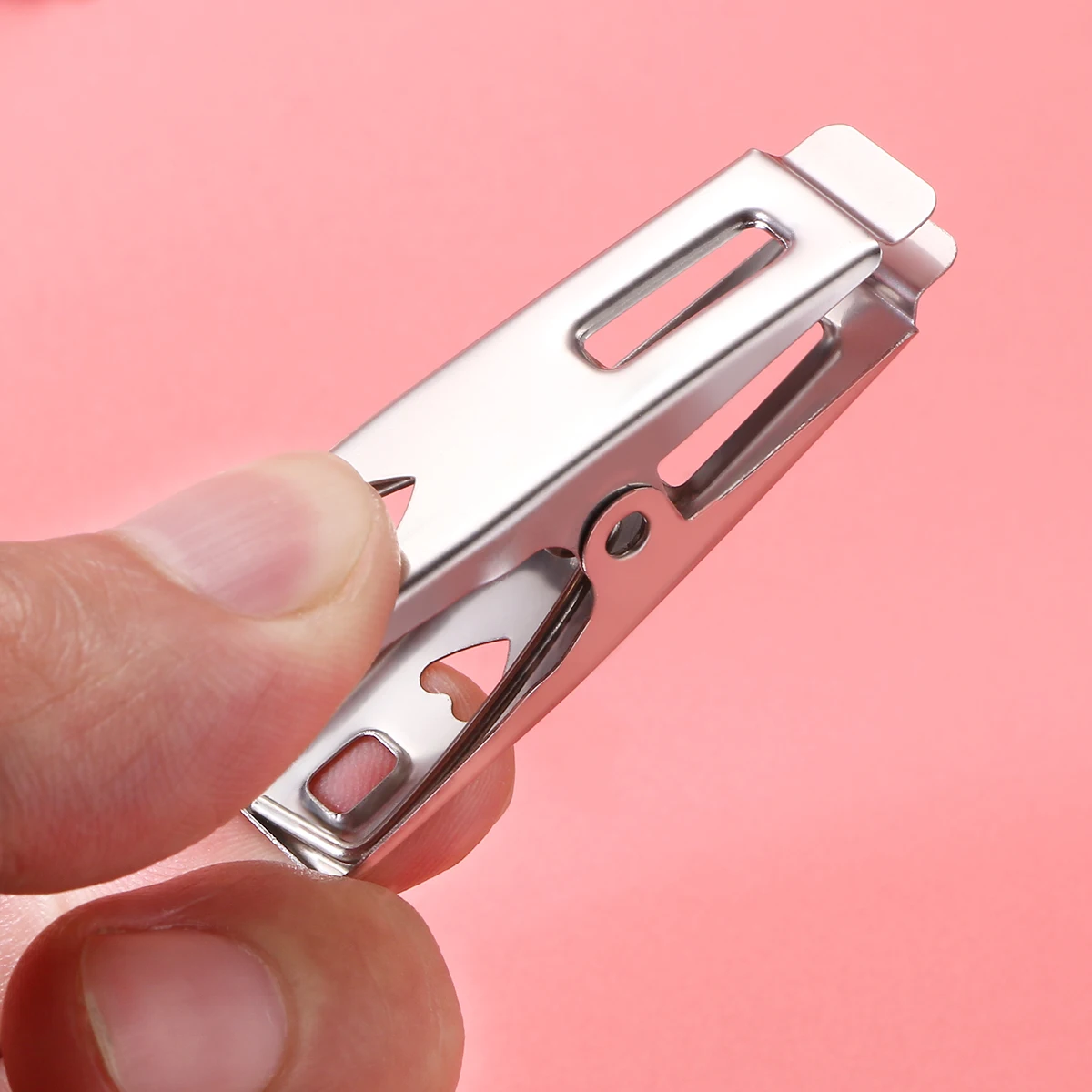 BESTOMZ 40pcs Stainless Steel Clothes Pegs Useful Metal Clips Socks Clips Clothes Pins Multifunctional Clothing Clamps For Home
BESTOMZ 40pcs Stainless Steel Clothes Pegs Useful Metal Clips Socks Clips Clothes Pins Multifunctional Clothing Clamps For Home