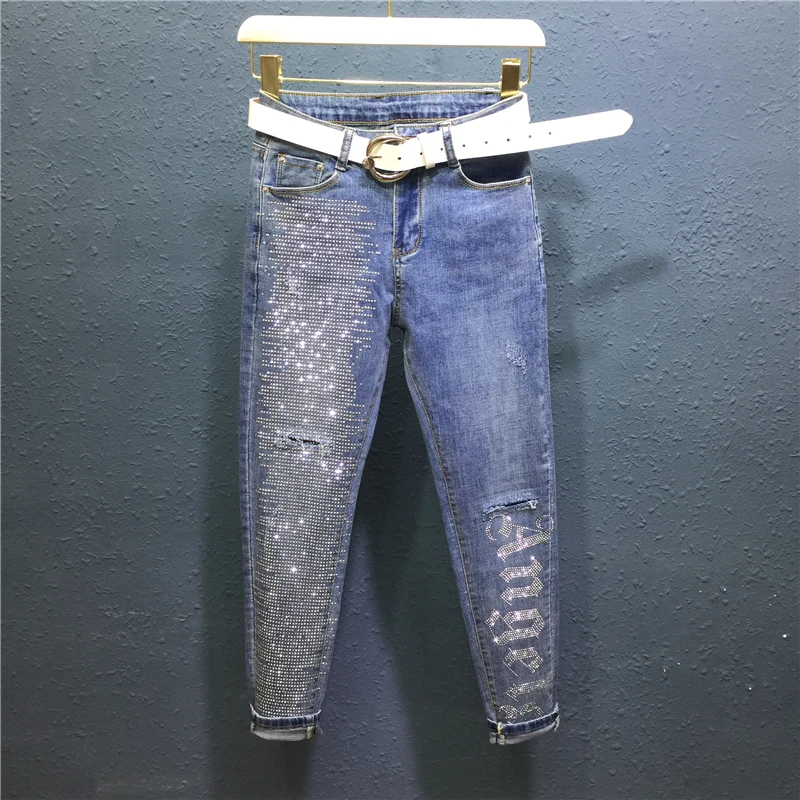 European Fashion Rhinestones diamond Letters Distressed women denim pants blue casual jeans female pants
European Fashion Rhinestones diamond Letters Distressed women denim pants blue casual jeans female pants