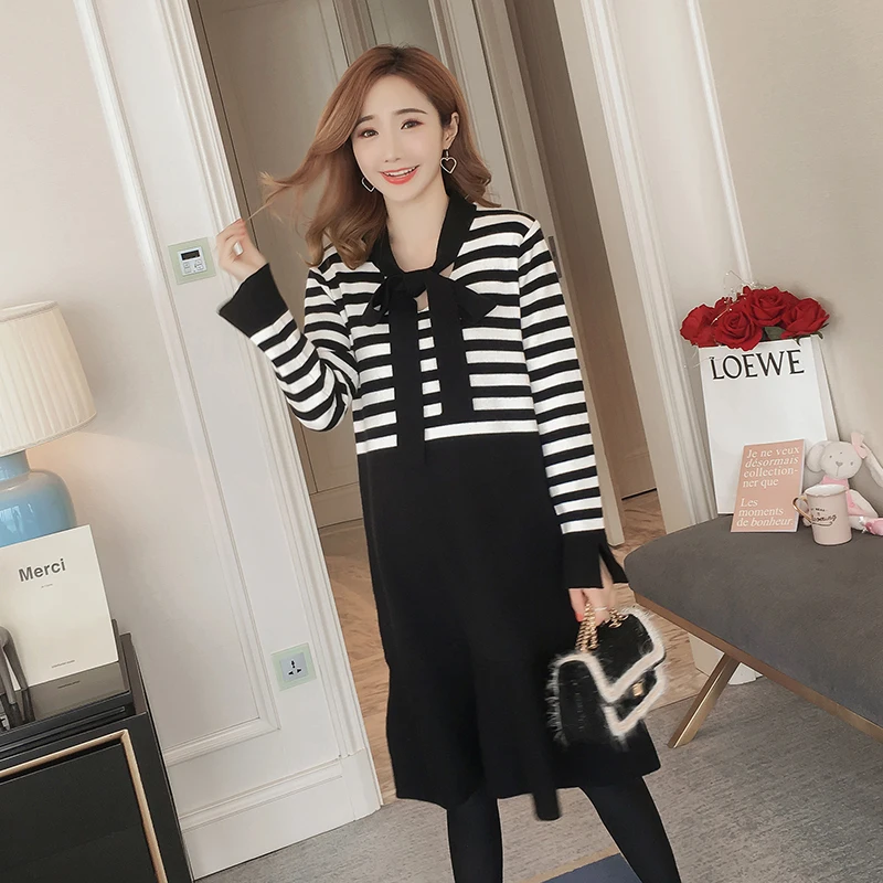 2019 autumn winter pregnant women fashion knitting dress stripe patchwork black ruffle bow collar maternity clothes preppy style
2019 autumn winter pregnant women fashion knitting dress stripe patchwork black ruffle bow collar maternity clothes preppy style