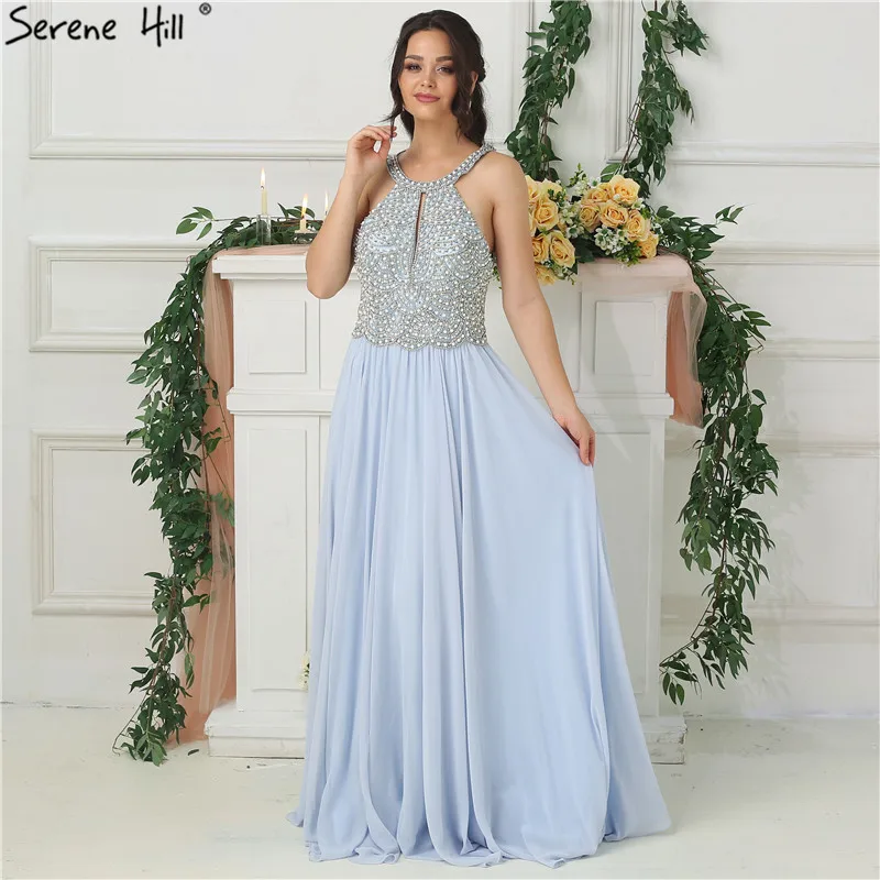 Sky Blue Silk Chiffon Sexy Evening Dresses Halter Sleeveless Crystal Pearls Evening Gowns 2019 Real Photo LA6698
Sky Blue Silk Chiffon Sexy Evening Dresses Halter Sleeveless Crystal Pearls Evening Gowns 2019 Real Photo LA6698