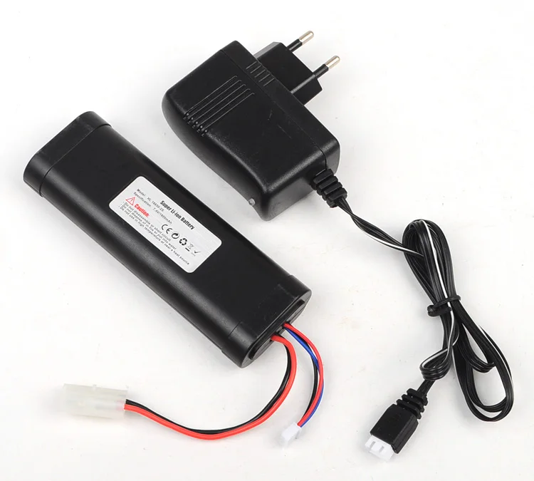Ewellsold 7.4v 1800mah Li-polymer battery for henglong3818-1 3819-1 3838-1 3839-1 3848-1 3858 3868 3878-1 3888 ect 1/16 RC tank
Ewellsold 7.4v 1800mah Li-polymer battery for henglong3818-1 3819-1 3838-1 3839-1 3848-1 3858 3868 3878-1 3888 ect 1/16 RC tank