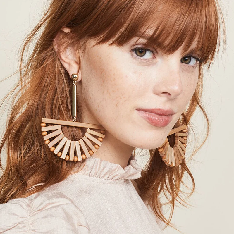 Dvacaman Geometric Wooden Rattan Long Drop Earrings for Women 2019 Trendy Metal Statement Earrings Dangle Party Jewelry Brincos
Dvacaman Geometric Wooden Rattan Long Drop Earrings for Women 2019 Trendy Metal Statement Earrings Dangle Party Jewelry Brincos