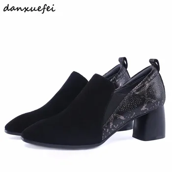 Plus Size 34-42 Women's Genuine Suede Leather Patchwork Med Heel Comfrotable Retro Pumps Brand Designer Thick High Heeled Shoes
Plus Size 34-42 Women's Genuine Suede Leather Patchwork Med Heel Comfrotable Retro Pumps Brand Designer Thick High Heeled Shoes