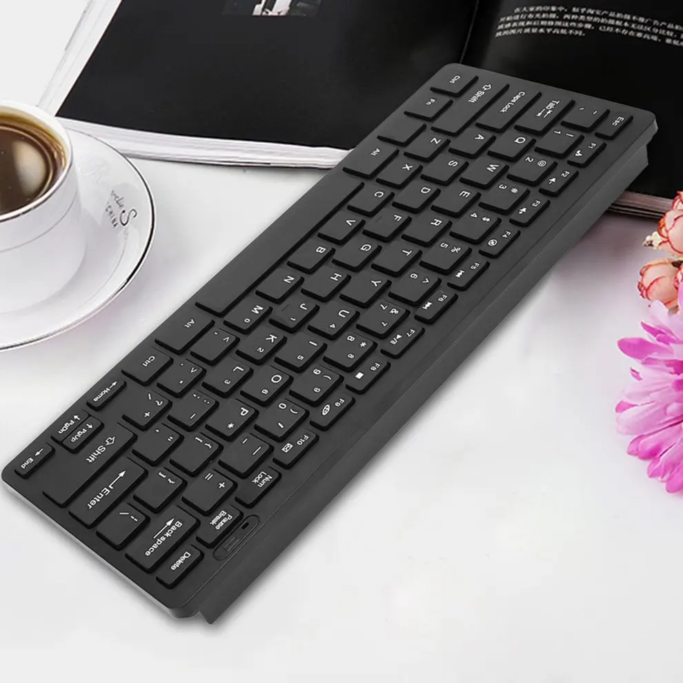 2pcs Black Mini 03 2.4G DPI Wireless Keyboard and Optical Mouse Combo for Desktop
2pcs Black Mini 03 2.4G DPI Wireless Keyboard and Optical Mouse Combo for Desktop