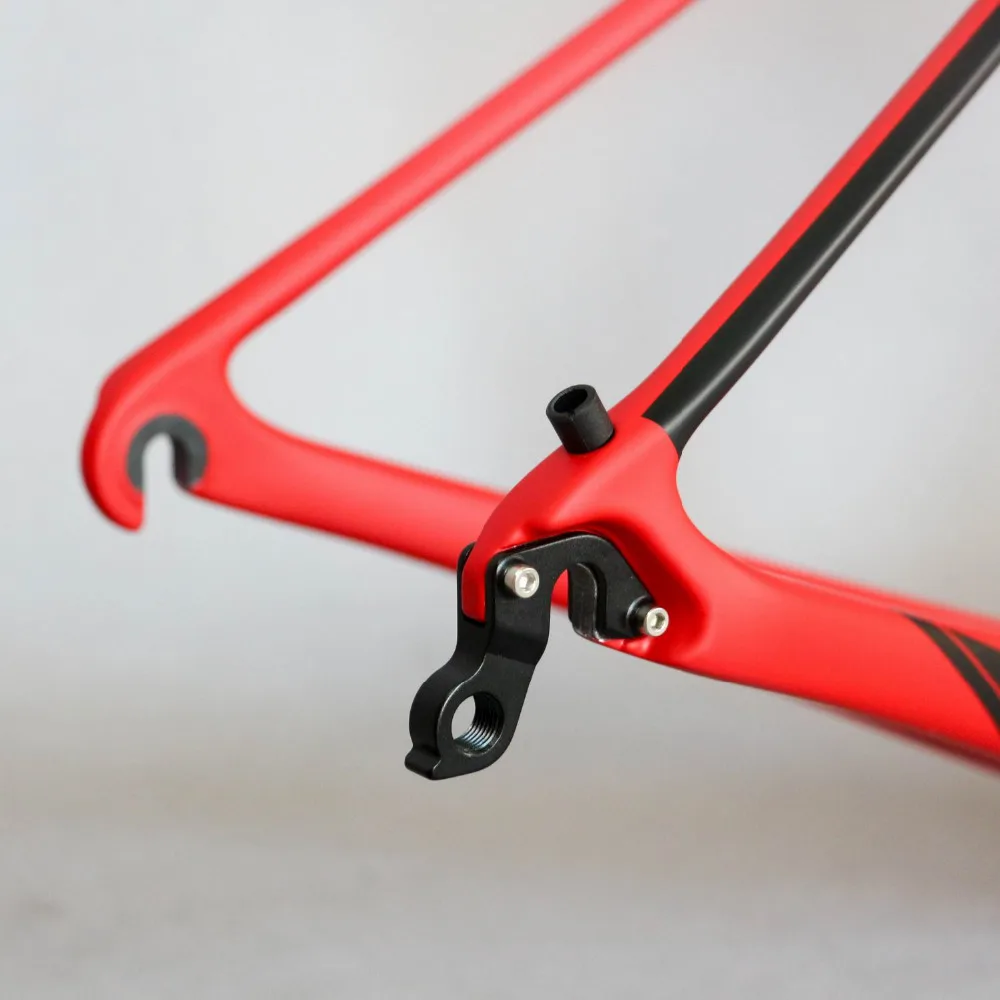 accept custom paint carbon frame FM008 EPS Technology DI2 groupset bike