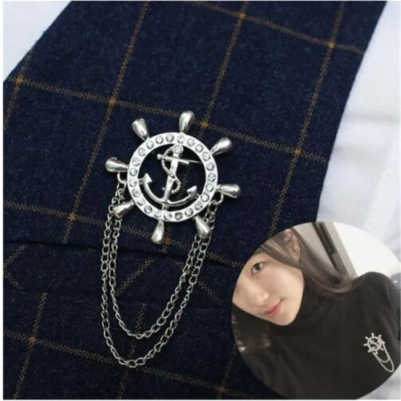 WKOUD Navy wind high - end chain fringed rudder men women brooch Japan and South Korea version of retro suit badge
WKOUD Navy wind high - end chain fringed rudder men women brooch Japan and South Korea version of retro suit badge