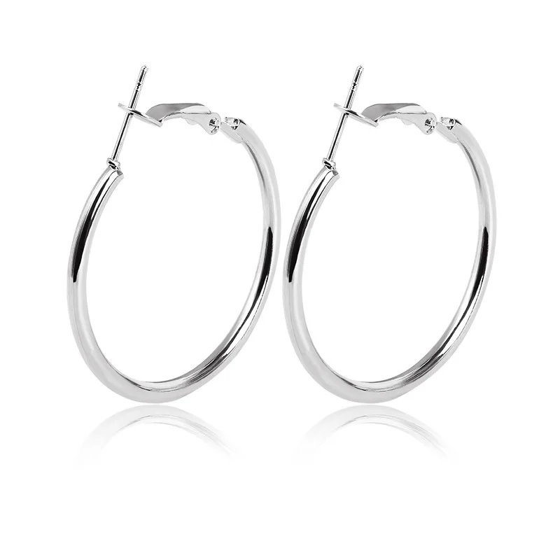 Foreign trade new anti allergic minimalist personality geometric large circle circle female stainless steel earrings earrings 
Foreign trade new anti allergic minimalist personality geometric large circle circle female stainless steel earrings earrings