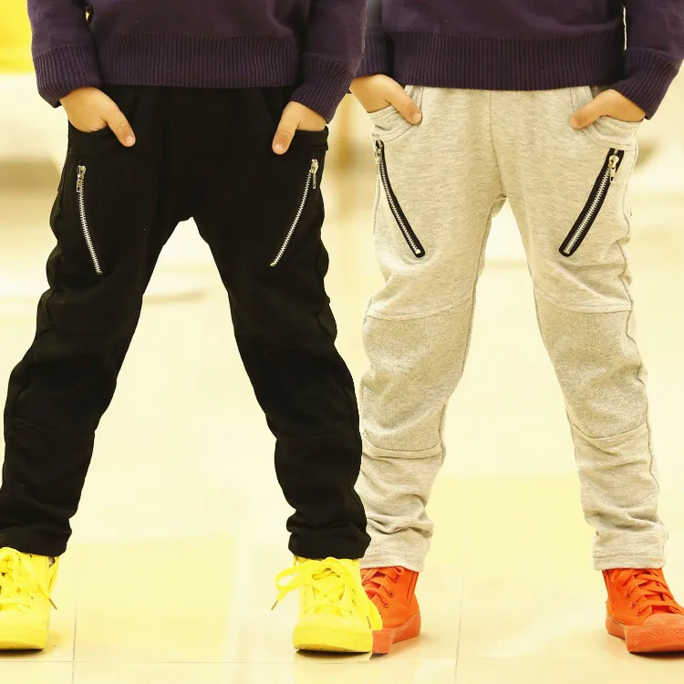 2019 kids new pants spring boys casual fake zippers pocket solid color harem pants 3-8 years !
2019 kids new pants spring boys casual fake zippers pocket solid color harem pants 3-8 years !