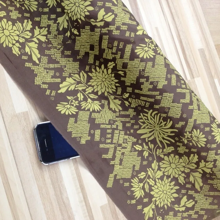 100% Silk fabric Habotai color:as pictures,width:110cm,thickness:8--10mm,sell by 3m,#k09
100% Silk fabric Habotai color:as pictures,width:110cm,thickness:8--10mm,sell by 3m,#k09