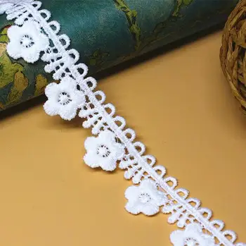 30Yards 28mm Fabric Flowers Whtie Polyester Embroidered Lace Ribbon Applique Handmade DIY Sewing Craft Lace Trim Decoration
30Yards 28mm Fabric Flowers Whtie Polyester Embroidered Lace Ribbon Applique Handmade DIY Sewing Craft Lace Trim Decoration