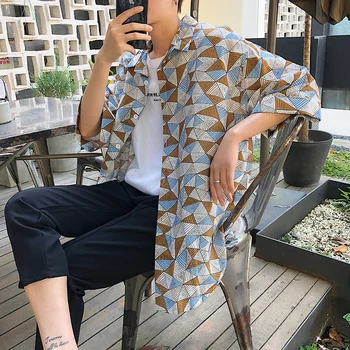 2019 Summer Men's Loose Flower Printing Short Sleeve Shirts Lapel Collar Cotton Clothes Yellow/brown/blue Color Shirts M-5XL
2019 Summer Men's Loose Flower Printing Short Sleeve Shirts Lapel Collar Cotton Clothes Yellow/brown/blue Color Shirts M-5XL