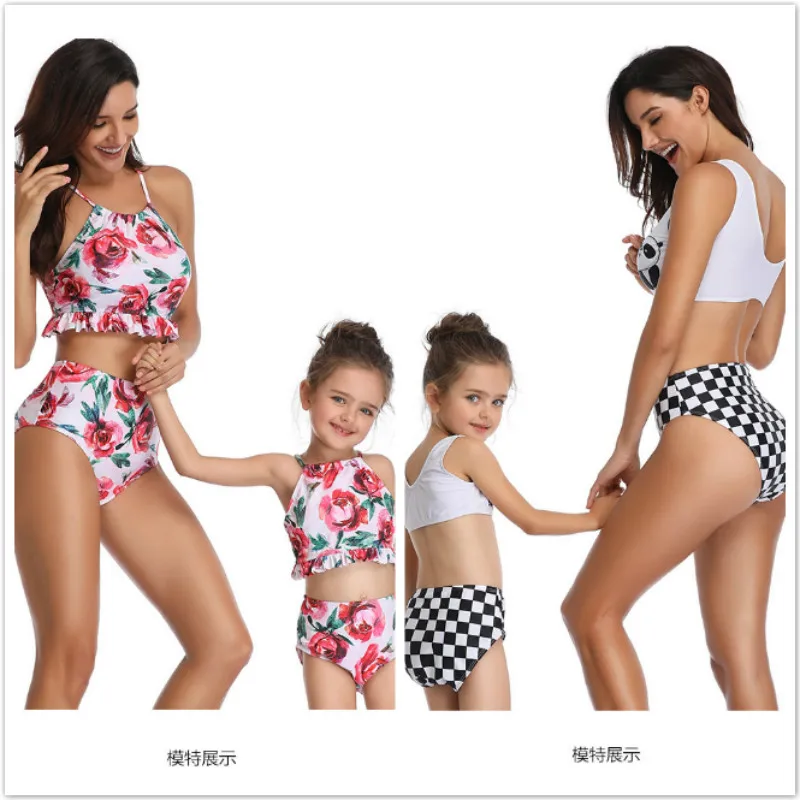 2019New Summer Mother and Daughter Swimsuit Printing piece double lotus leaf Parent-Child Swimwear Family Matching Outfits
2019New Summer Mother and Daughter Swimsuit Printing piece double lotus leaf Parent-Child Swimwear Family Matching Outfits