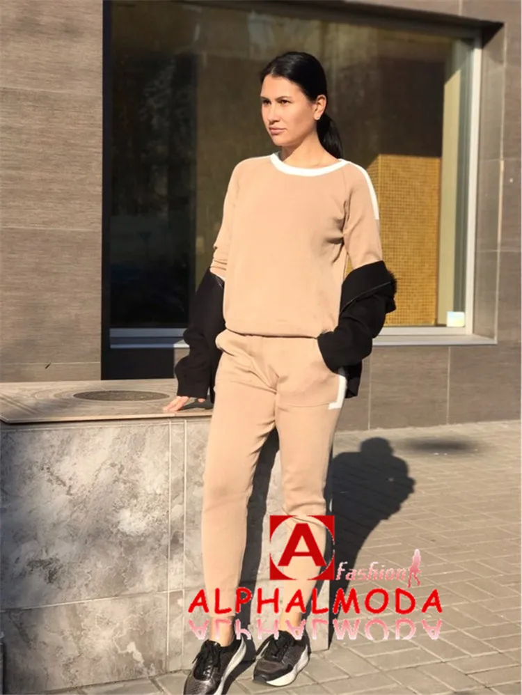 UTB87KGYk_zIXKJkSafVq6yWgXXak.jpg_640x10000_