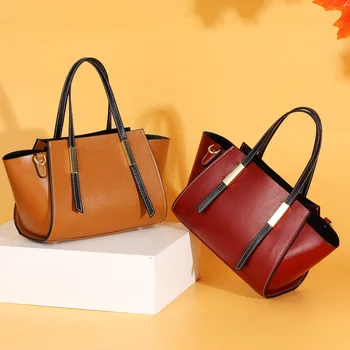 Women genuine leather handbag Female Shoulder Bags Women Leather Handbags Big Messenger Crossbody Bag Totes
Women genuine leather handbag Female Shoulder Bags Women Leather Handbags Big Messenger Crossbody Bag Totes