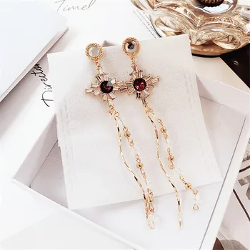 2018 Korean Style Fashion Tassel Drop Earrings Charm Elegant Cross Rhinestone Earrings For Women Jewelry Bijoux 
2018 Korean Style Fashion Tassel Drop Earrings Charm Elegant Cross Rhinestone Earrings For Women Jewelry Bijoux