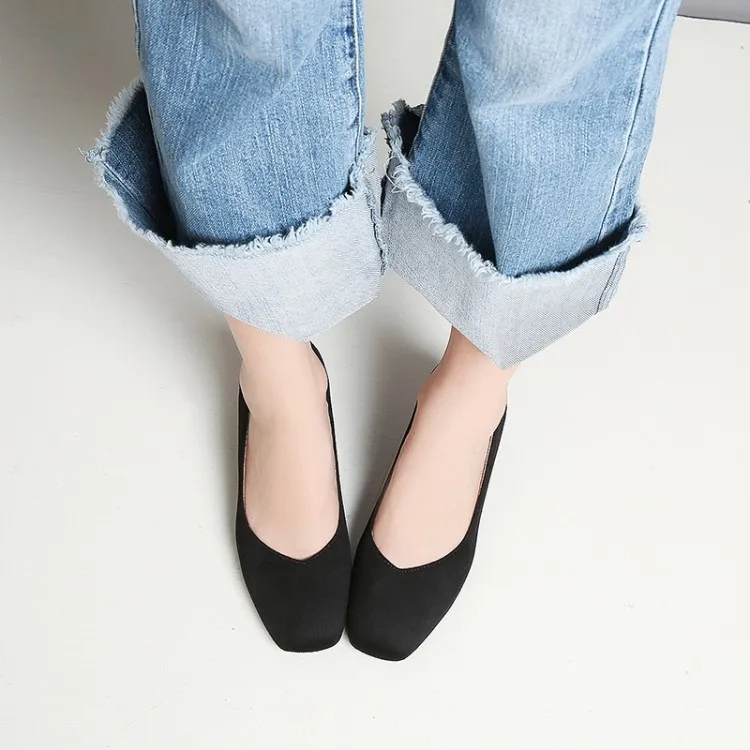 Big Size 11 12 13 ladies high heels women shoes woman pumps Square-headed shallow-mouthed single shoe
Big Size 11 12 13 ladies high heels women shoes woman pumps Square-headed shallow-mouthed single shoe