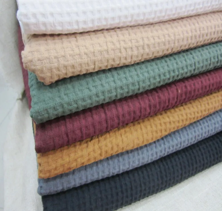 WC12005 Cotton fabric Jacquard lattice white gray beige green blue colors for clothes rob 325 gsm 1 meters small wholesale
WC12005 Cotton fabric Jacquard lattice white gray beige green blue colors for clothes rob 325 gsm 1 meters small wholesale